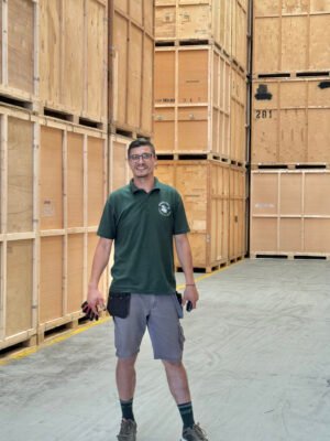306 White Glove Surrey team member in the storage warehouse